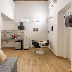 Quattro Canti Rooms